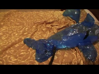 10 elena pump inflating a blue dolphin 00 02 09 00 03 15